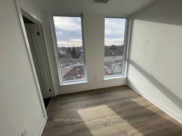 312 Erb Street W 416, Waterloo, ON N2L 1W3 photo 3
