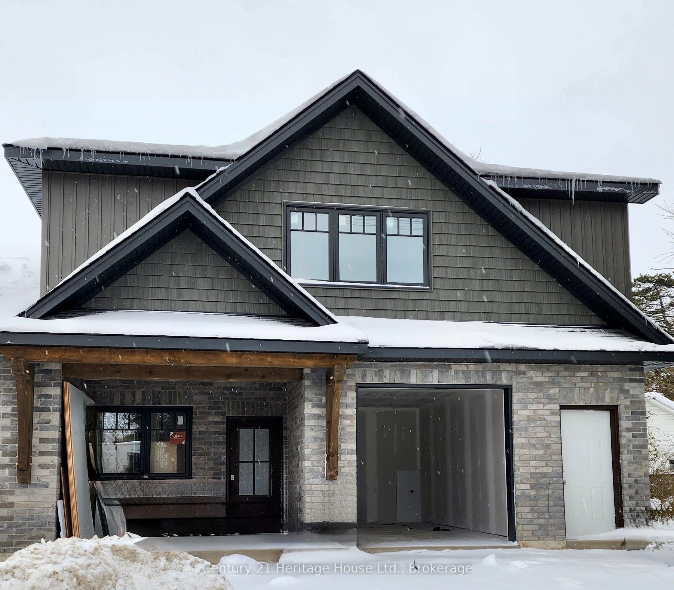 323 Arthur Street, Wellington North, ON N0G 2L3