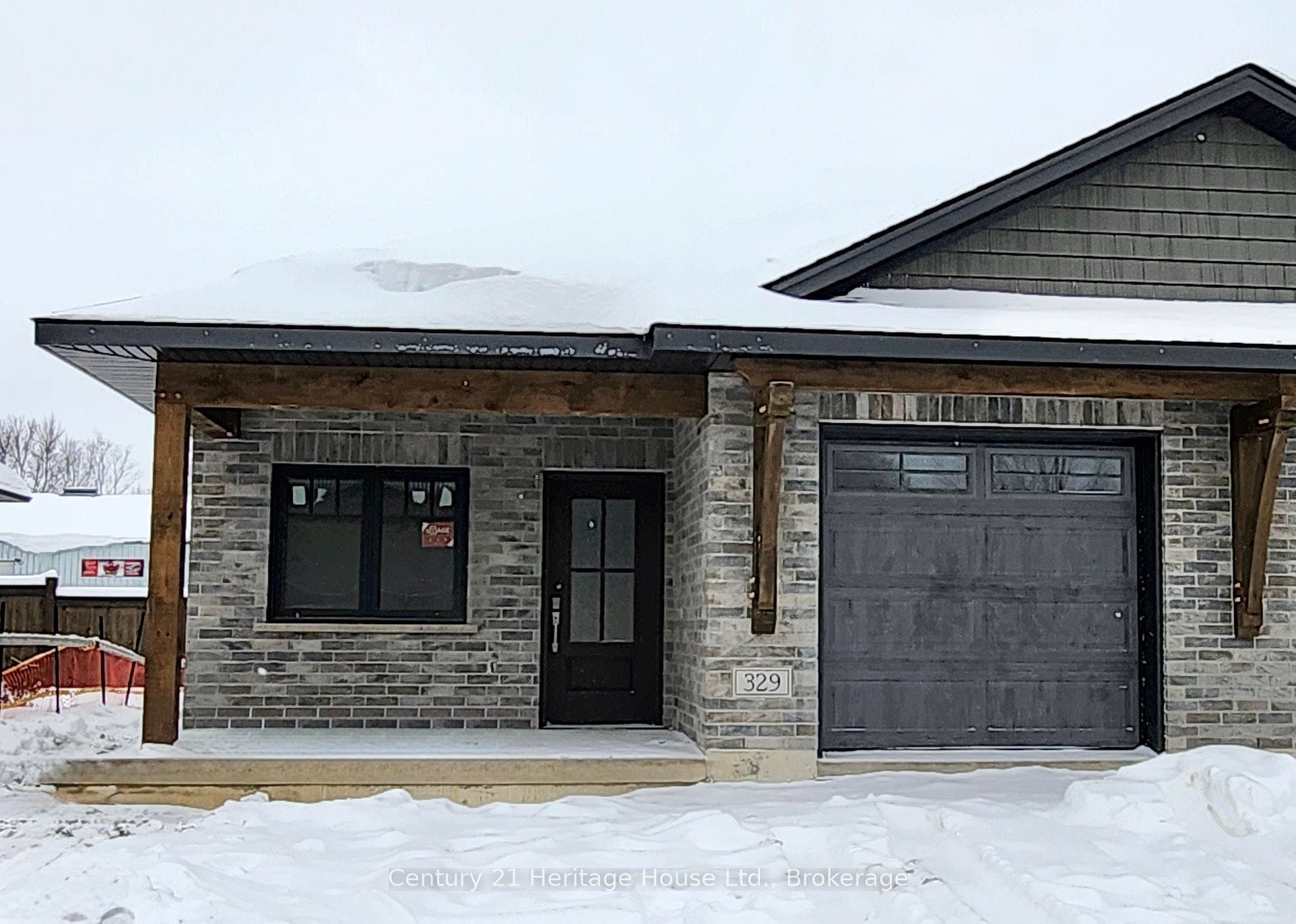 329 Arthur Street, Wellington North, ON N0G 2L3 photo 2