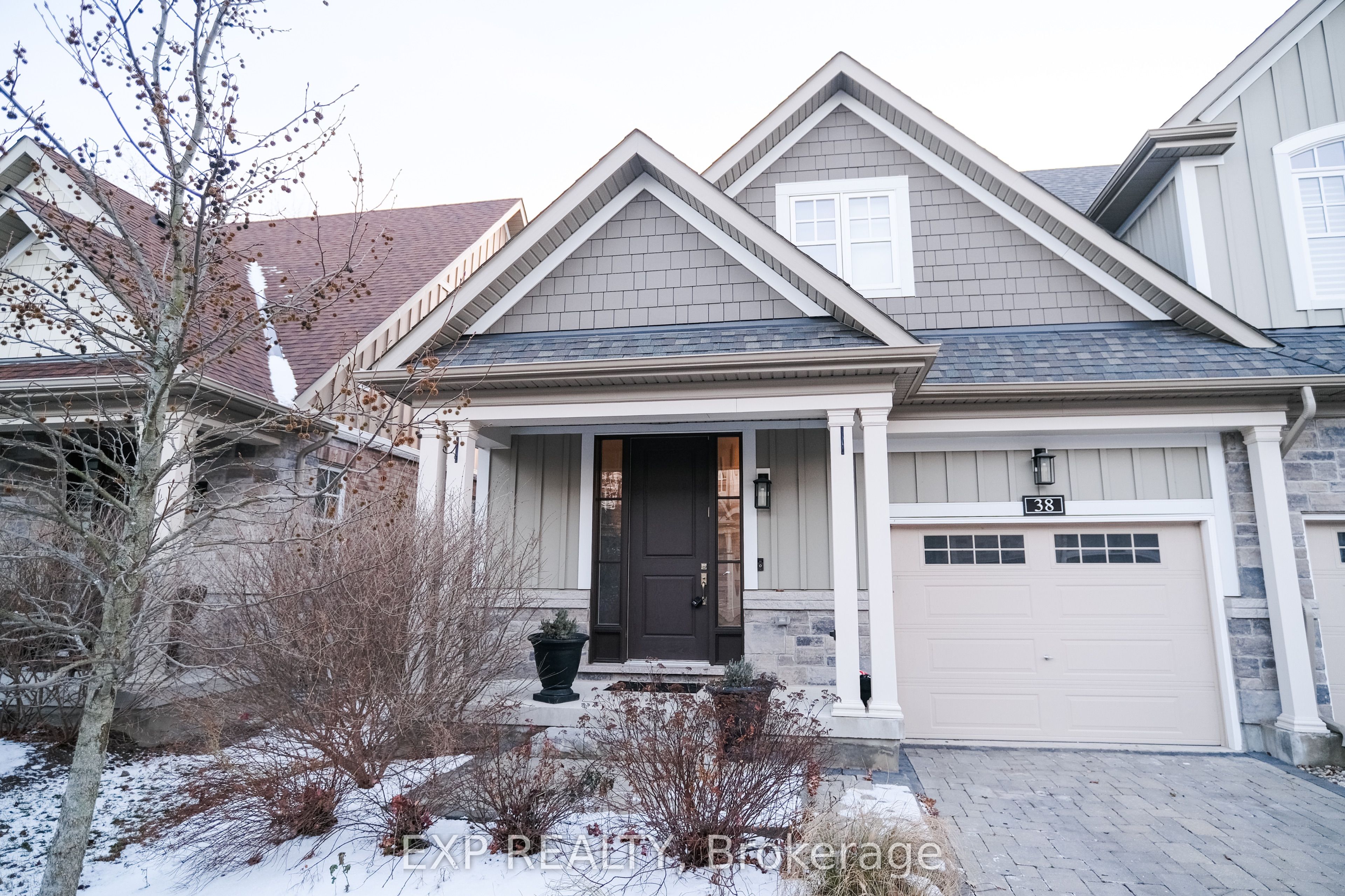 38 Windsor Circle, Niagara-on-the-Lake, ON L0S 1J0 photo 2