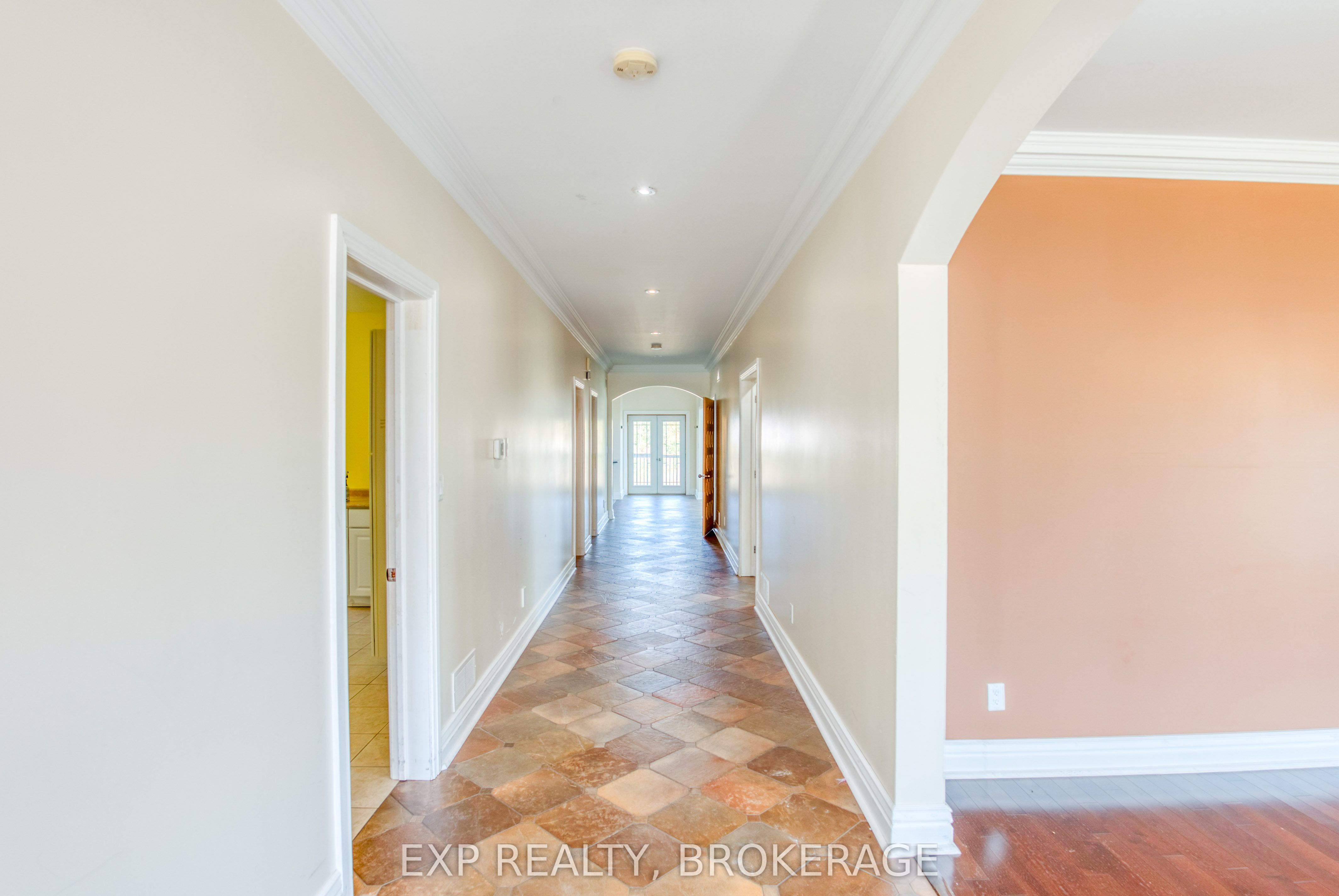 6 Oliver Road, Addington Highlands, ON K0H 1Z0 photo 3