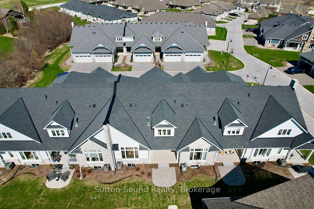 306 Sandpiper Lane, Georgian Bluffs, ON N0H 1S0 photo 2