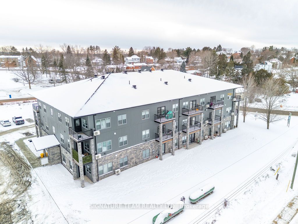 78A Queen Street 207, Bonnechere Valley, ON K0J 1T0