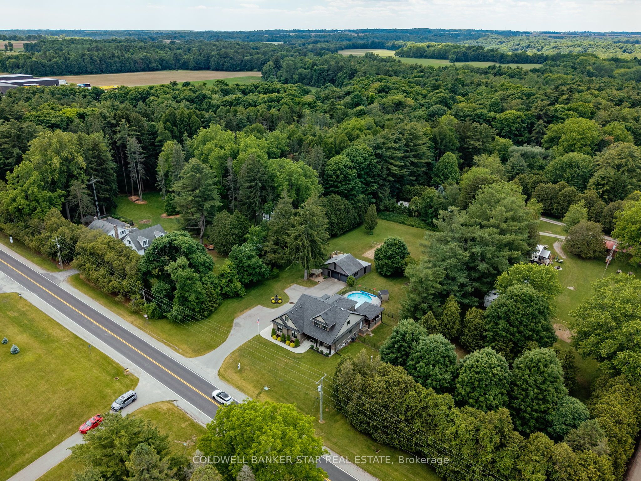 8037 Springwater Road, Central Elgin, ON N5H 2R4 photo 4