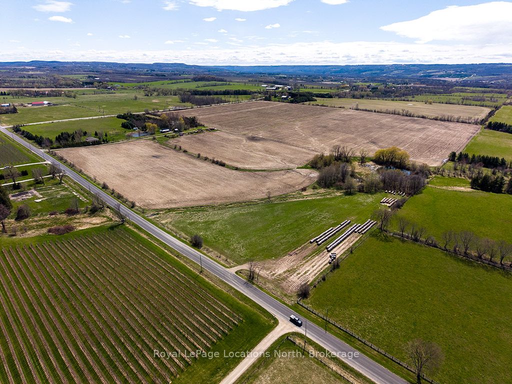 416400 10th Line, Blue Mountains, ON N0H 1J0 photo 4