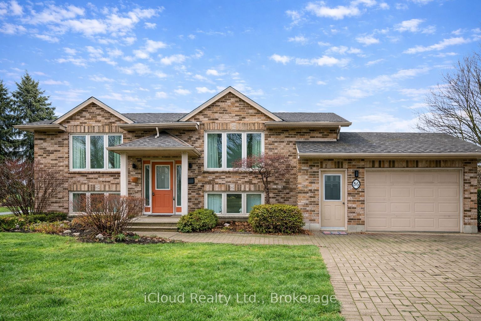 86 GLENDALE Drive E, Tillsonburg, ON N4G 1J7