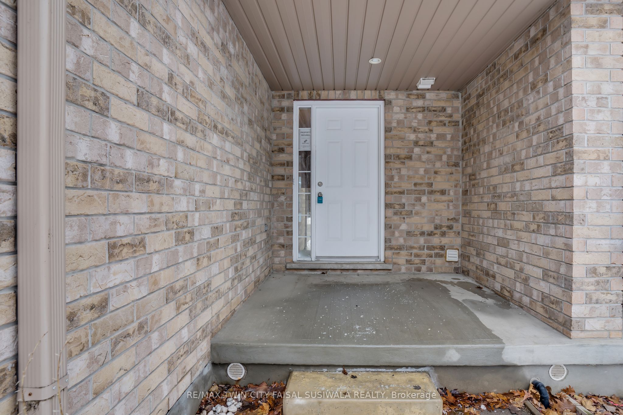 310 FALLOWFIELD Drive, Kitchener, ON N2C 0A9 photo 2