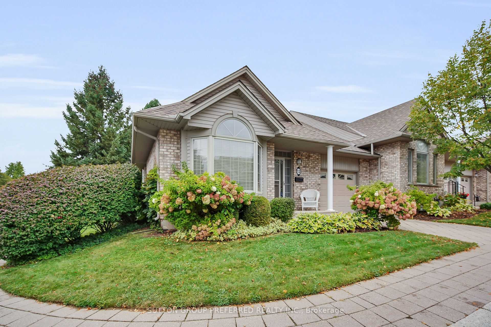 800 Commissioners Road W 12, London South, ON N6K 1C2 photo 2