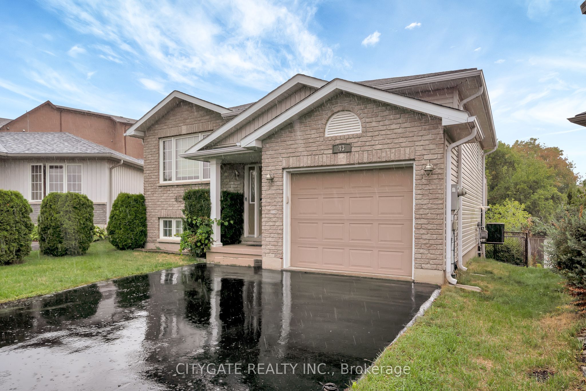 43 Follwell Crescent, Belleville, ON K8N 5Z6 photo 2