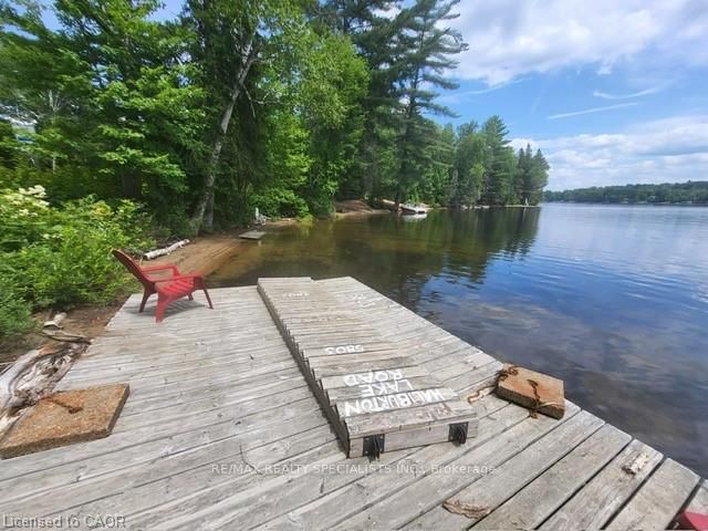 5803 Haliburton Lake Road, Dysart et al, ON K0M 1S0 photo 2