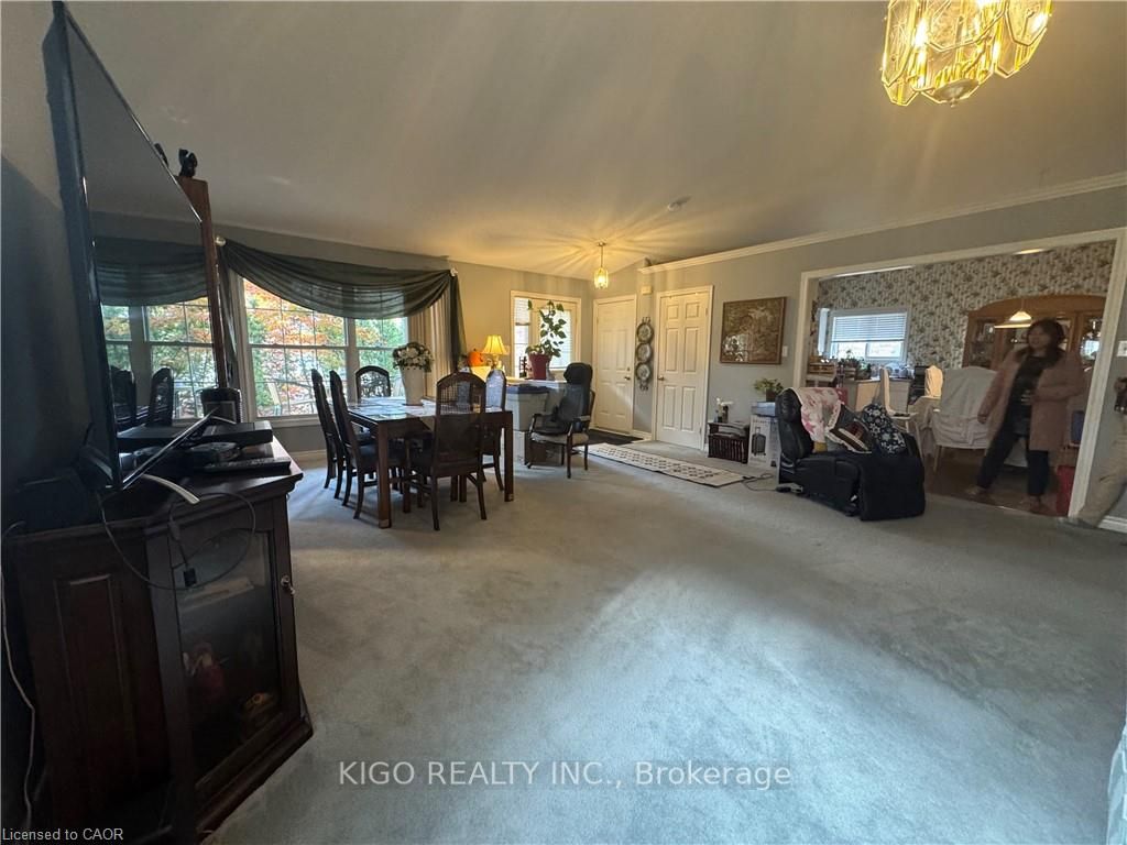 231 Chelton Road, London South, ON N6M 1H9 photo 2