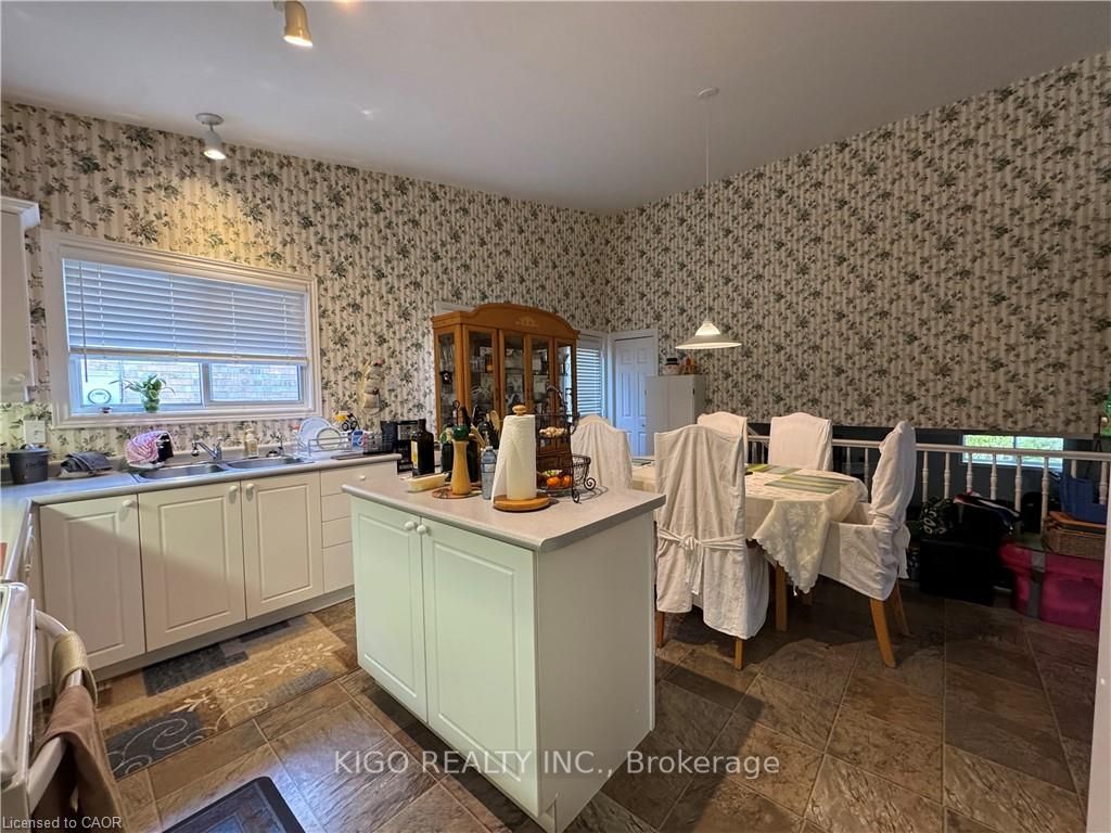 231 Chelton Road, London South, ON N6M 1H9 photo 4