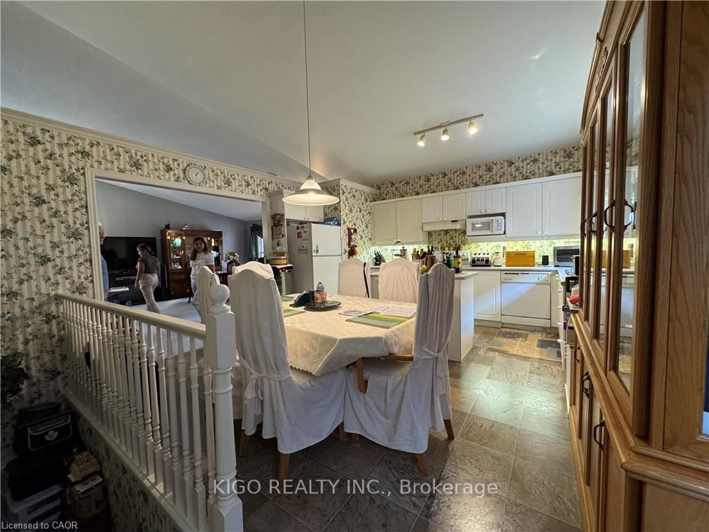 231 Chelton Road, London South, ON N6M 1H9 photo 5