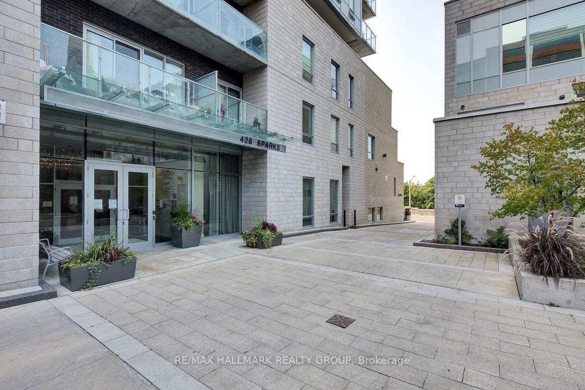 428 Sparks Street 907, Ottawa Centre, ON K1R 0B3 photo 2