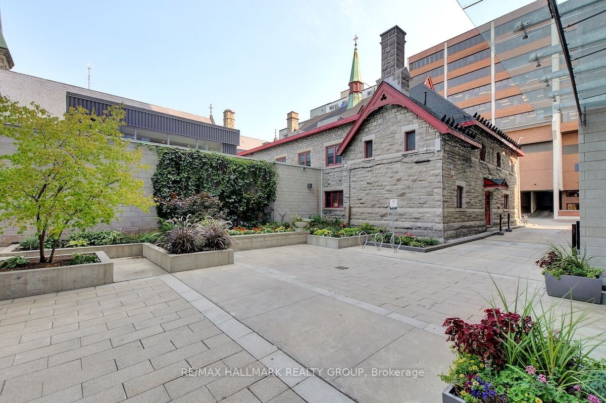 428 Sparks Street 907, Ottawa Centre, ON K1R 0B3 photo 4