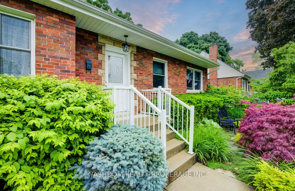 1 Bryant Court, Hamilton, ON L8K 4A9 photo 5