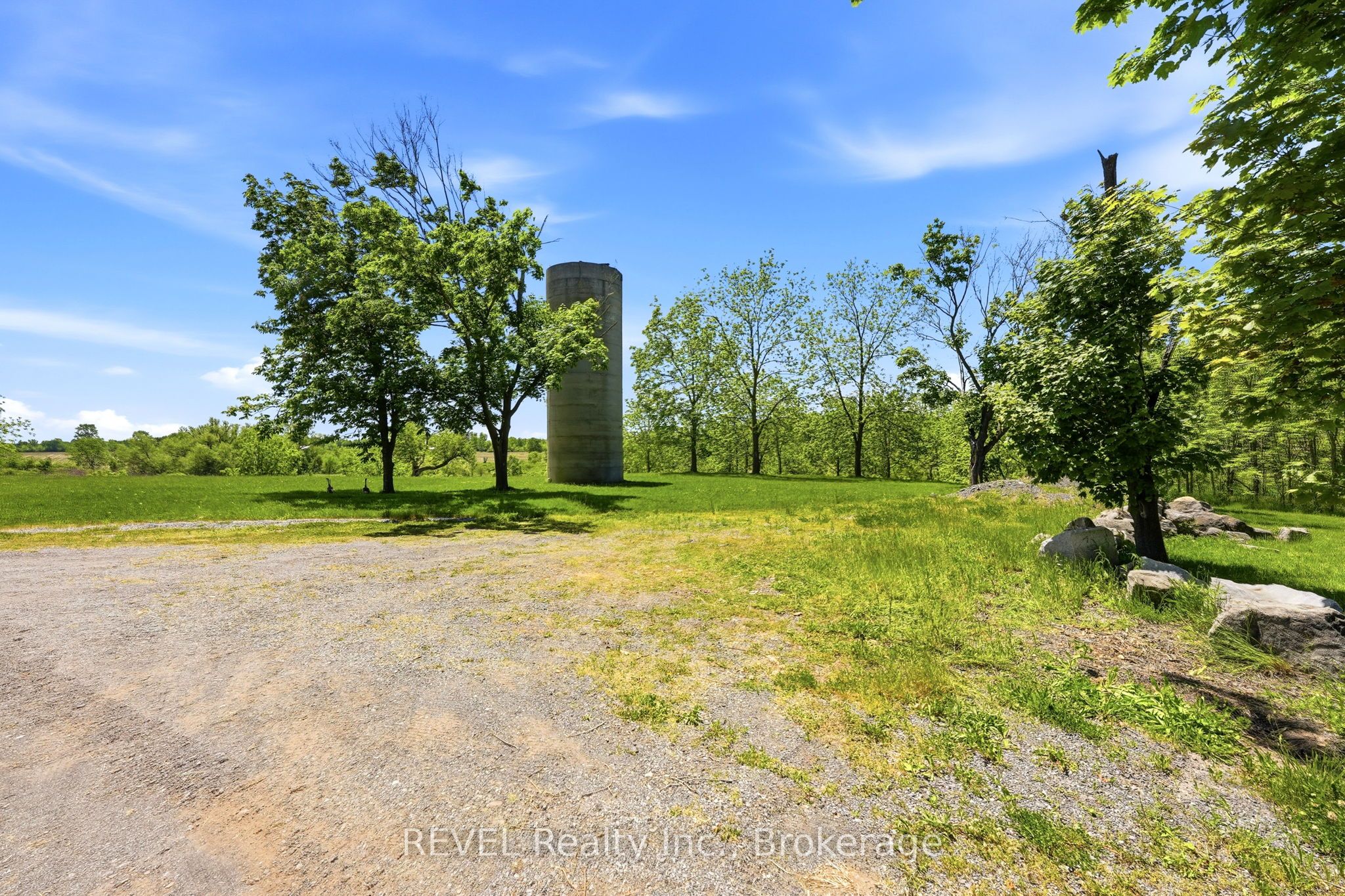 1373 Chippawa Creek Road, Thorold, ON L0S 1K0 photo 3