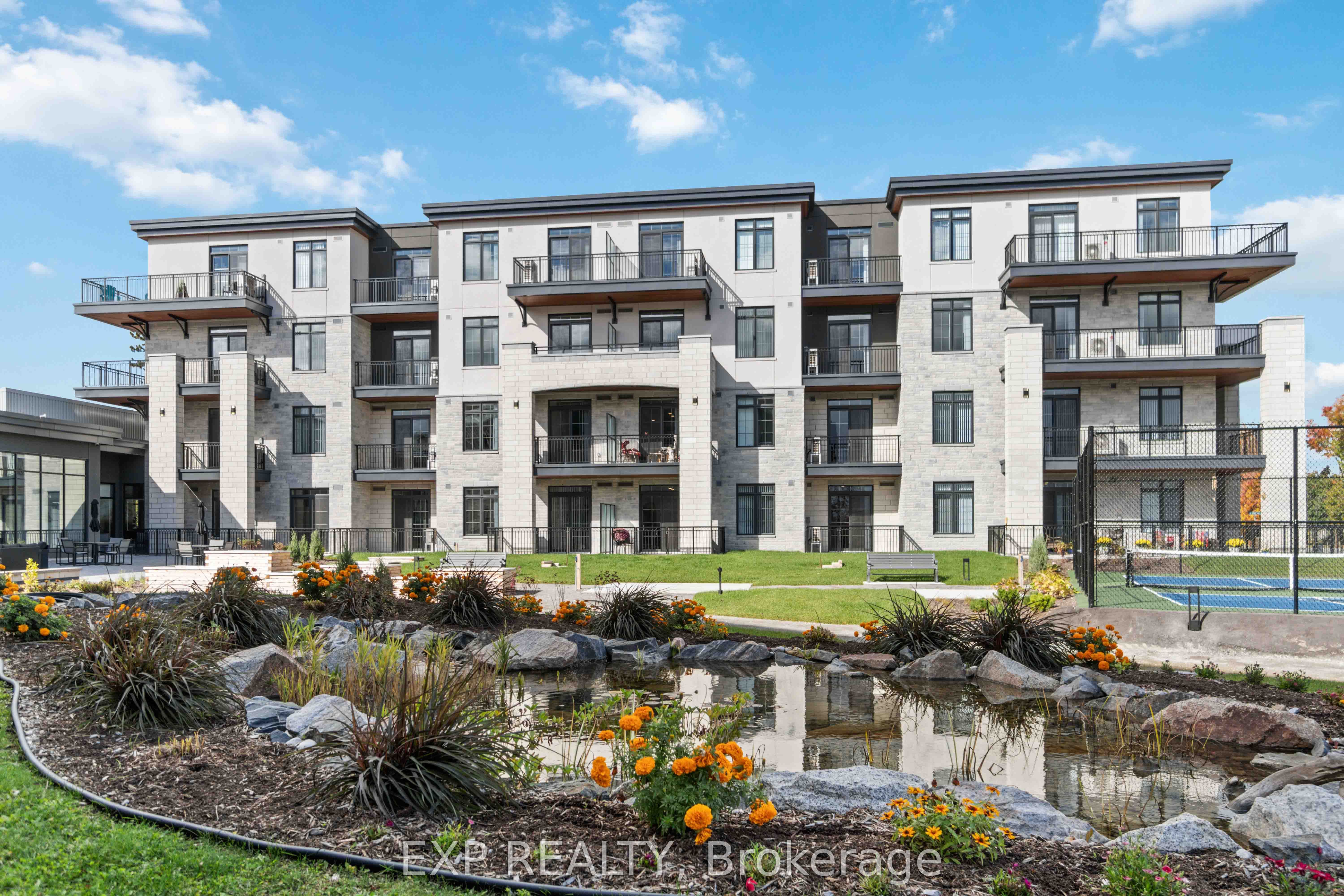 31 Eric Devlin Lane 220, Perth, ON K7H 1K9