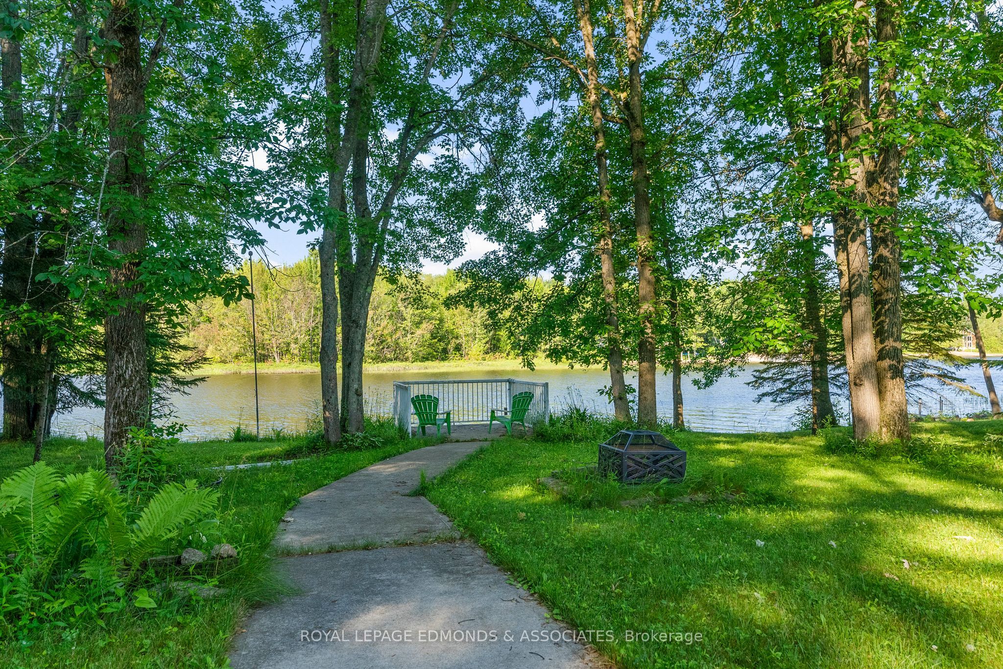 731 Francie Lane, Laurentian Valley, ON K8A 6W2 photo 5