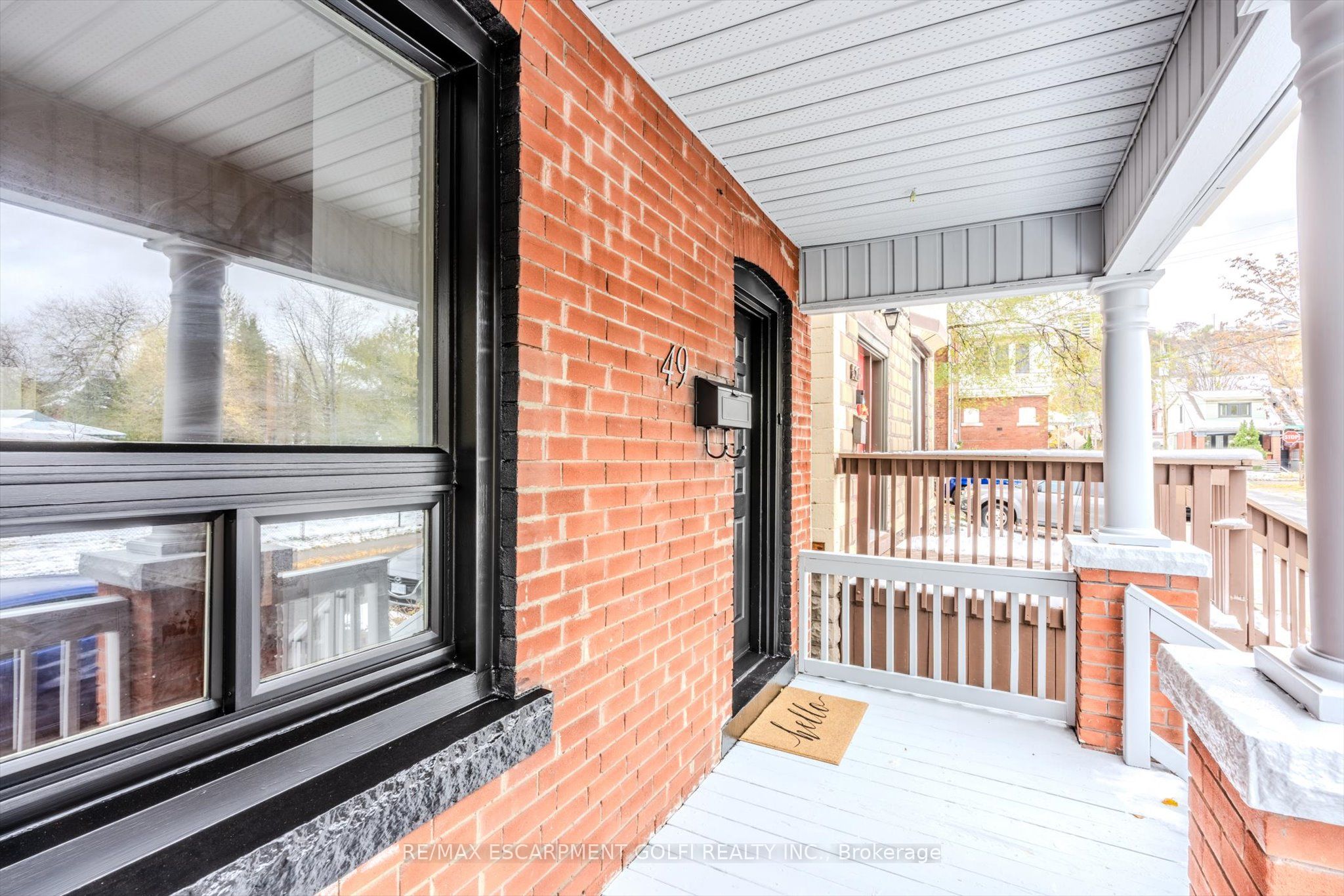49 Myrtle Avenue, Hamilton, ON L8M 2E8 photo 2