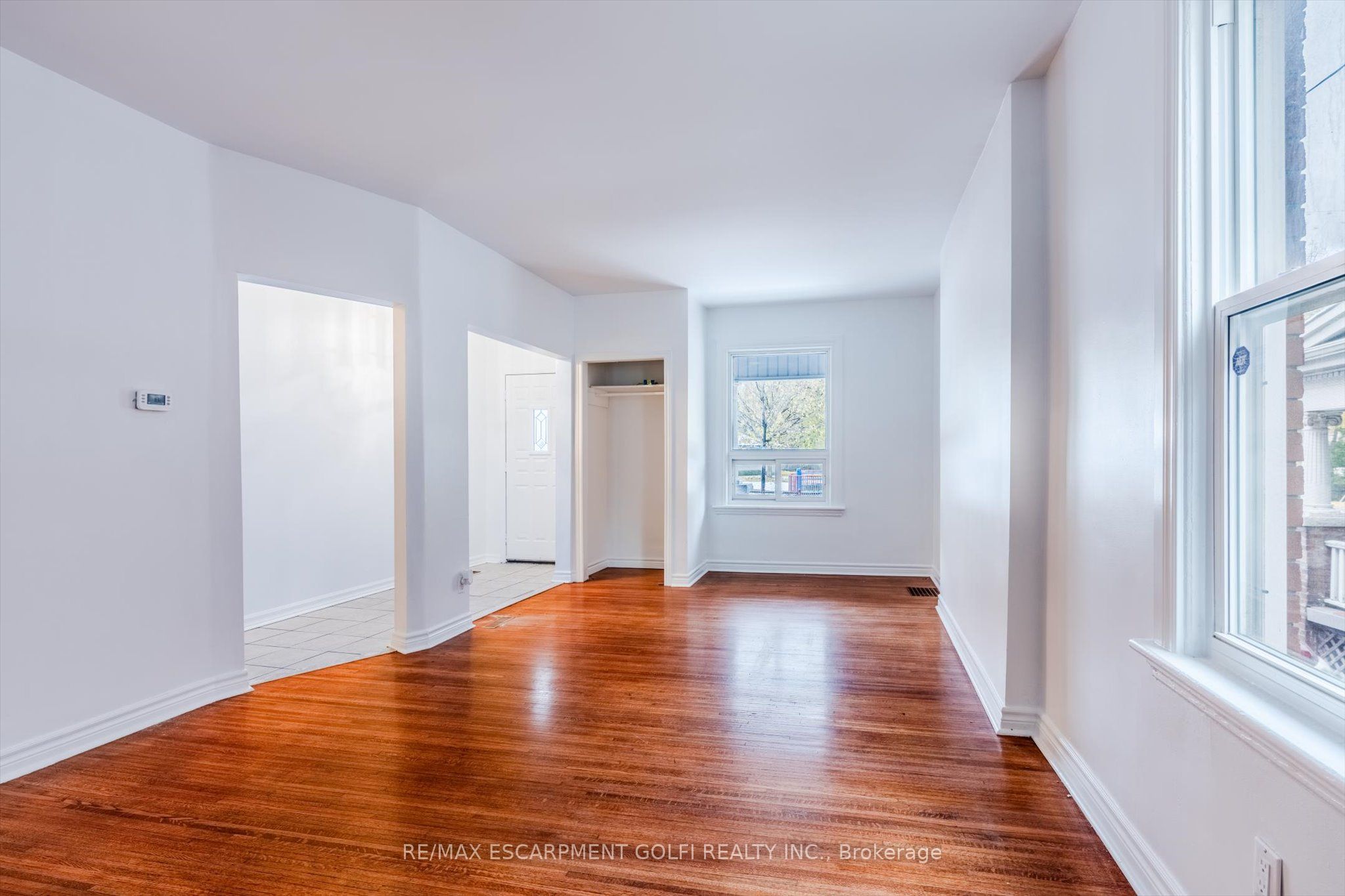 49 Myrtle Avenue, Hamilton, ON L8M 2E8 photo 4