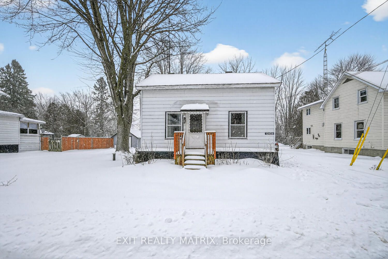 12404 County Rd 18 Road, South Dundas, ON K0C 2H0 photo 3