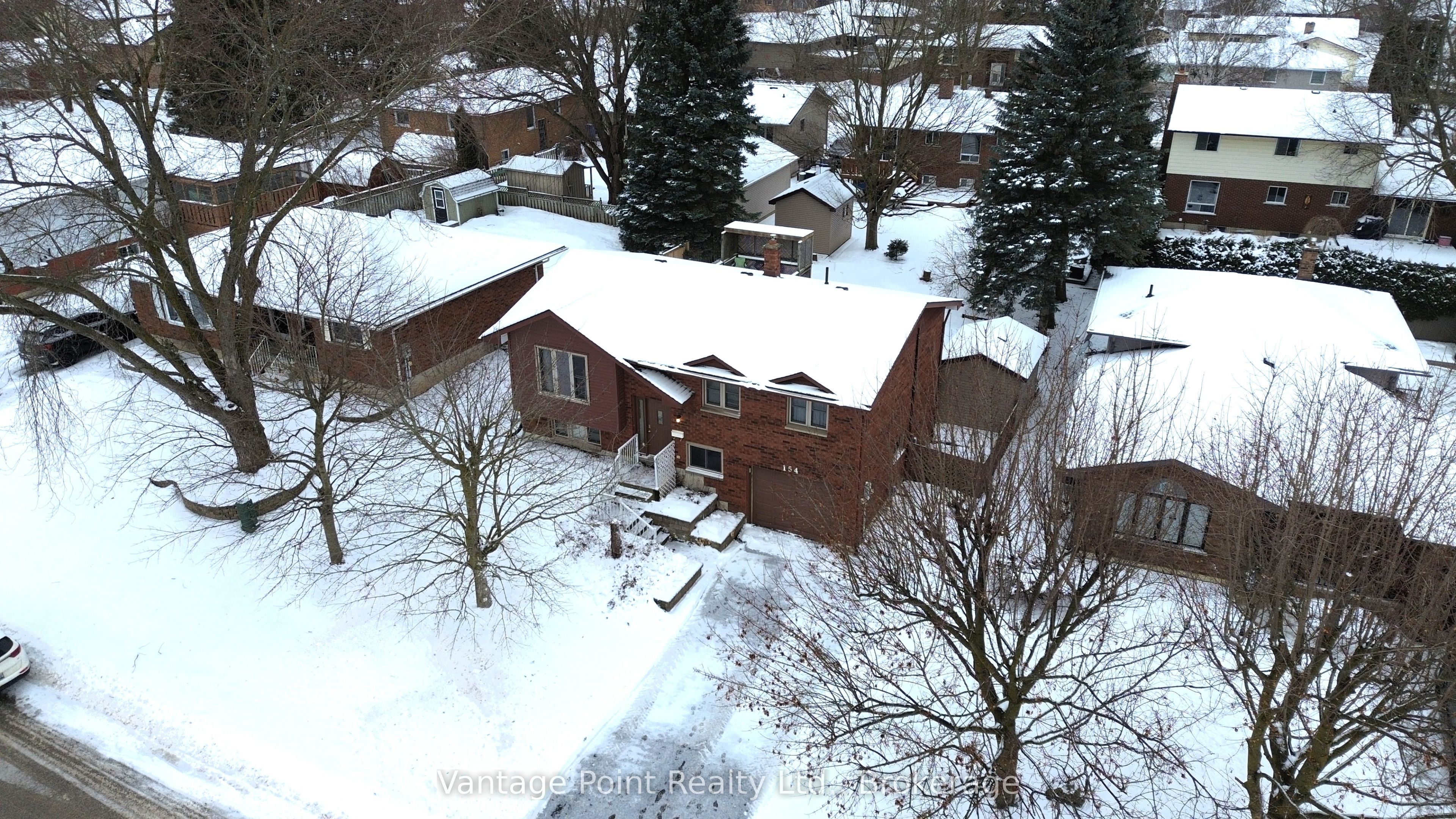 154 15th Ave Close, Hanover, ON N4N 3P8 photo 3