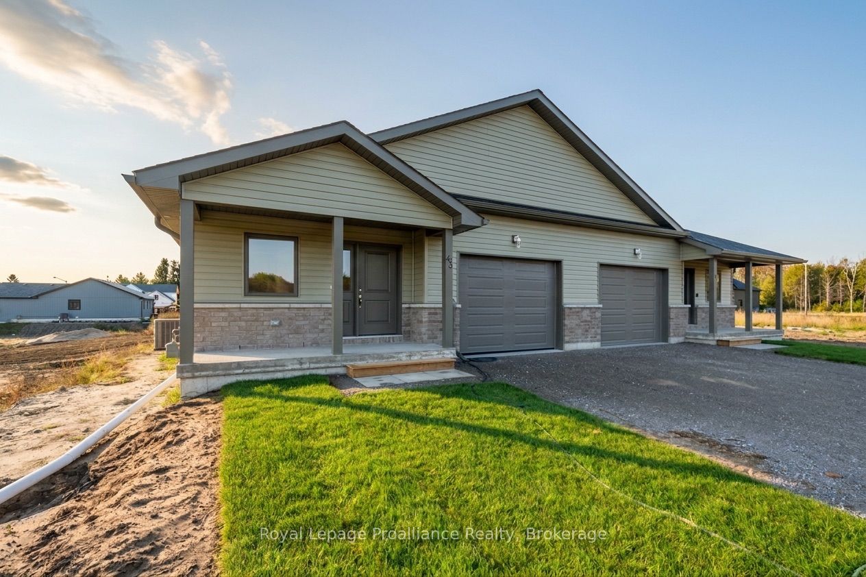 14 Clayton John Avenue, Brighton, ON K0K 1H0