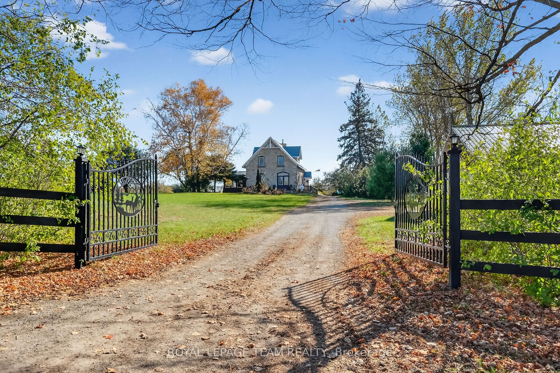 15 Bass Road, Elizabethtown-Kitley, ON K0G 1L0 photo 2