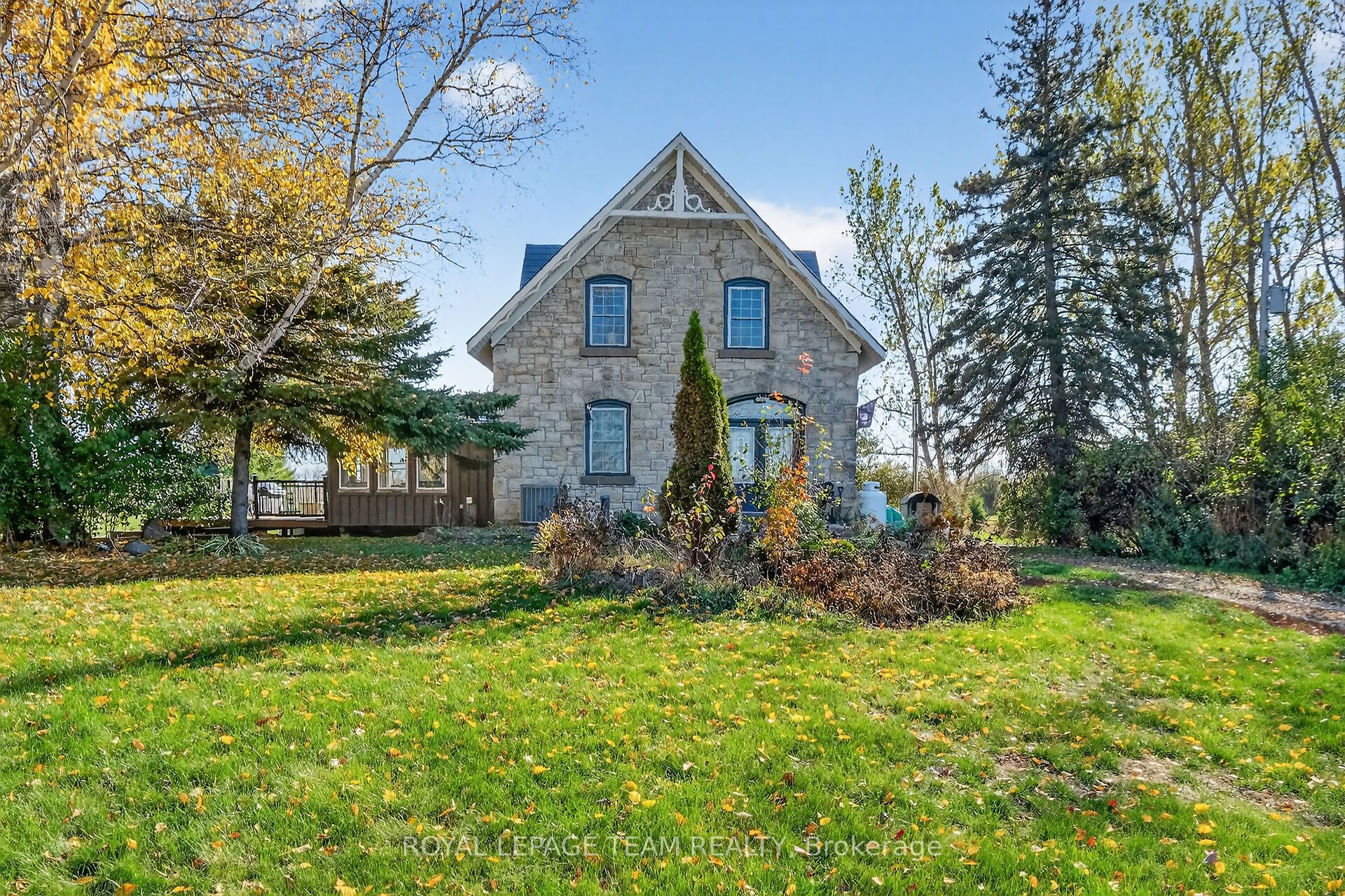 15 Bass Road, Elizabethtown-Kitley, ON K0G 1L0 photo 3