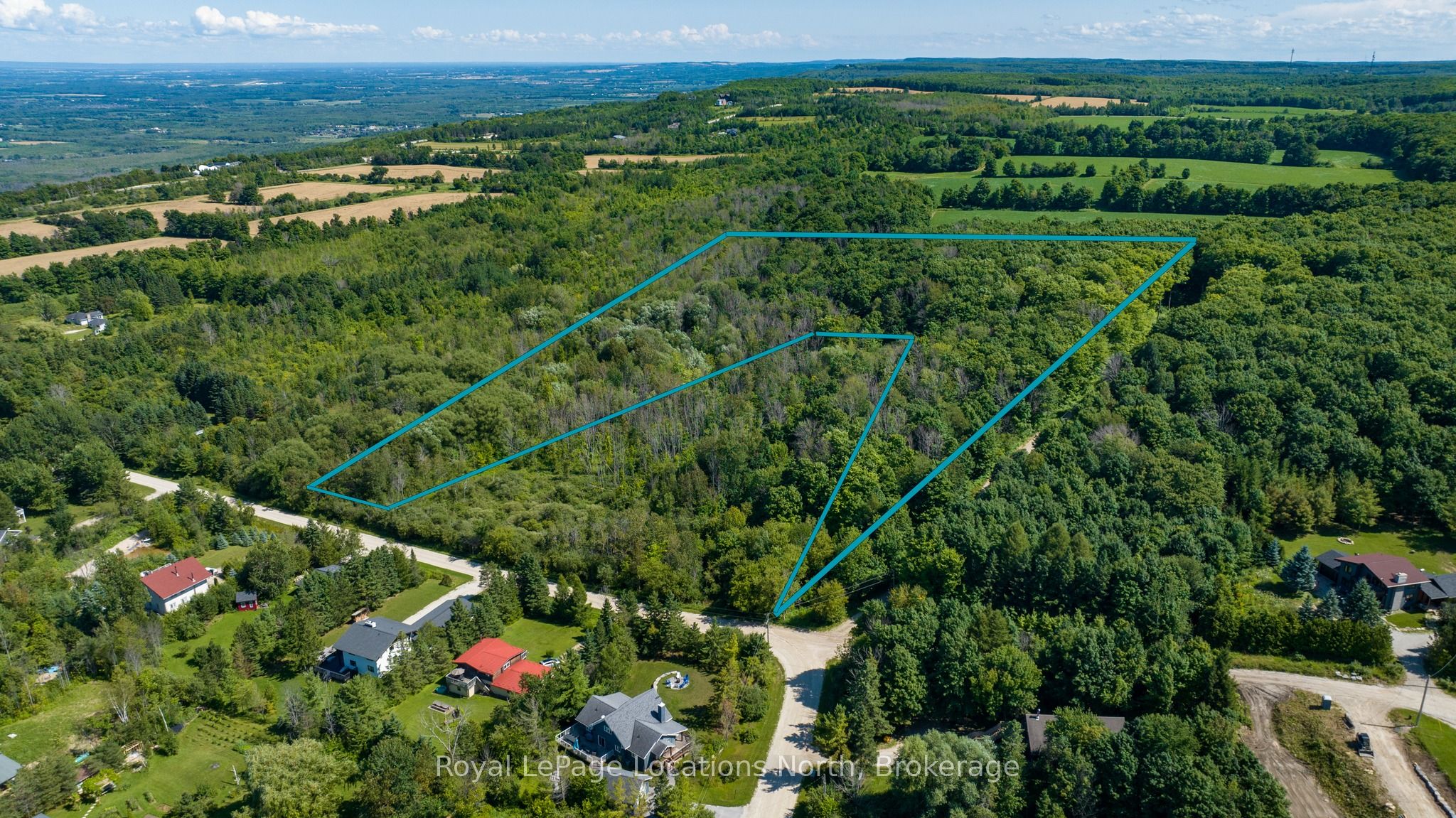 17-18 Scandia Lane, Blue Mountains, ON N1A 2W1
