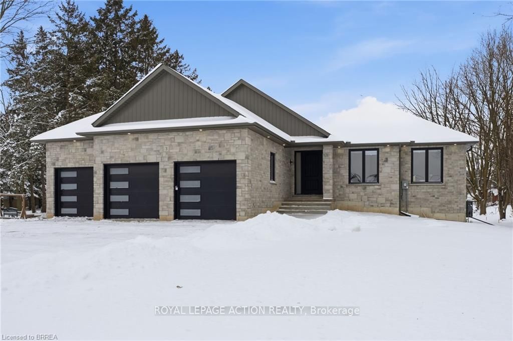 3 Kings Lane, Brant, ON N0E 1R0