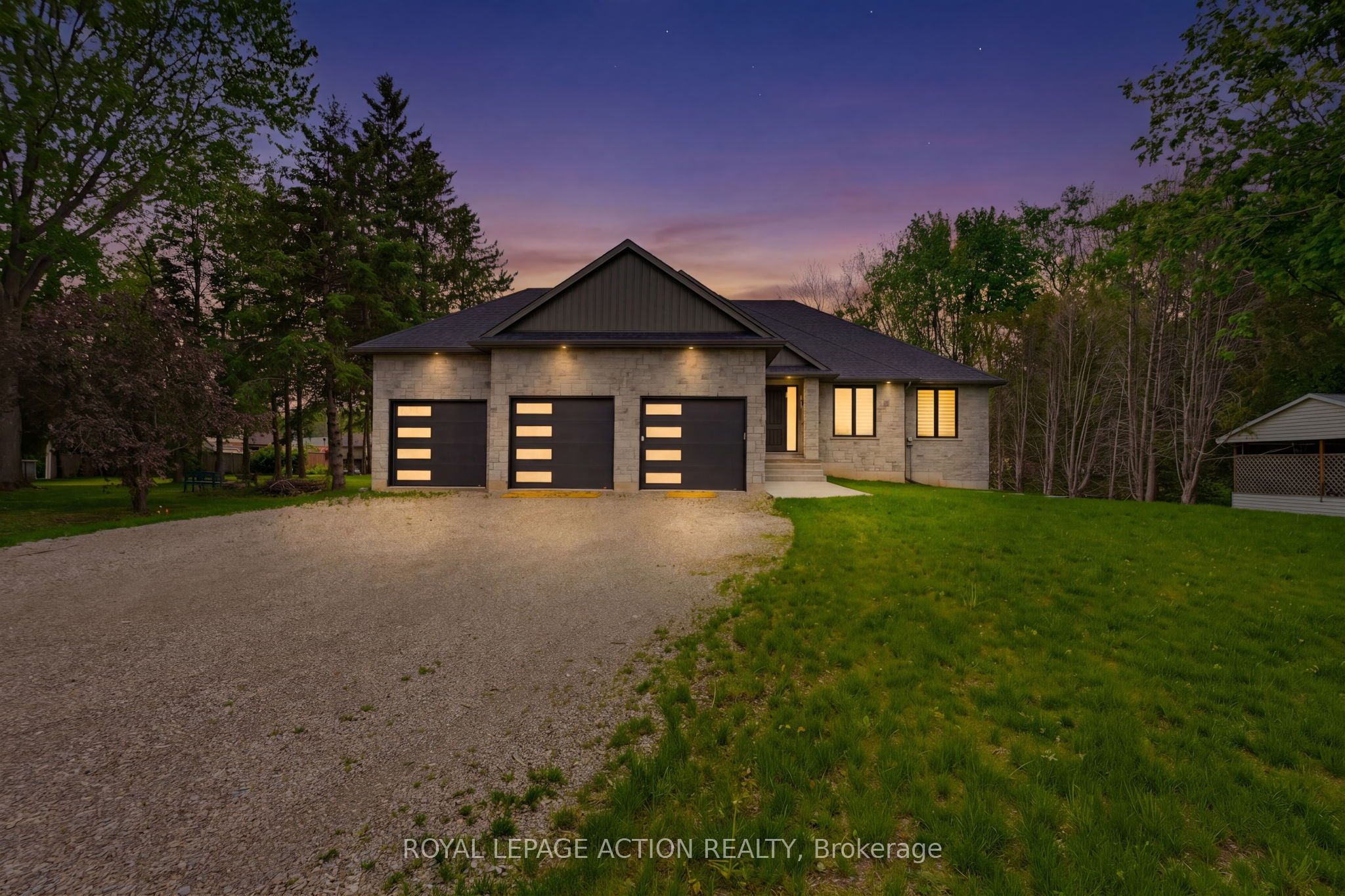 3 Kings Lane, Brant, ON N0E 1R0 photo 3