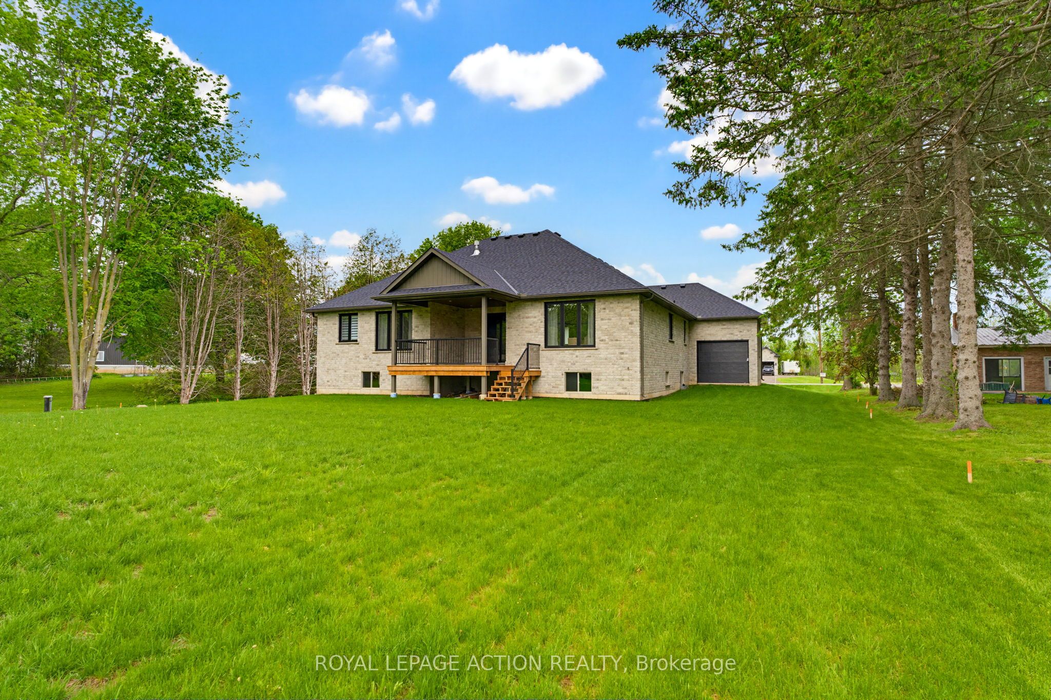 3 Kings Lane, Brant, ON N0E 1R0 photo 4