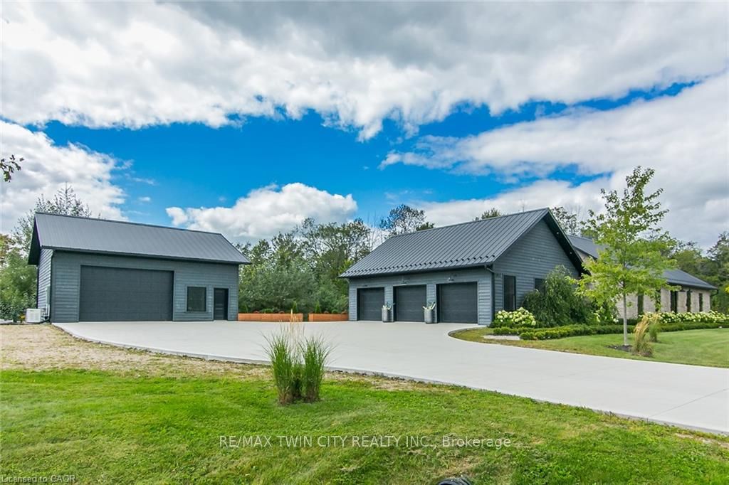 141 Ruth Anne Place W, Mapleton, ON N0G 2K0 photo 5