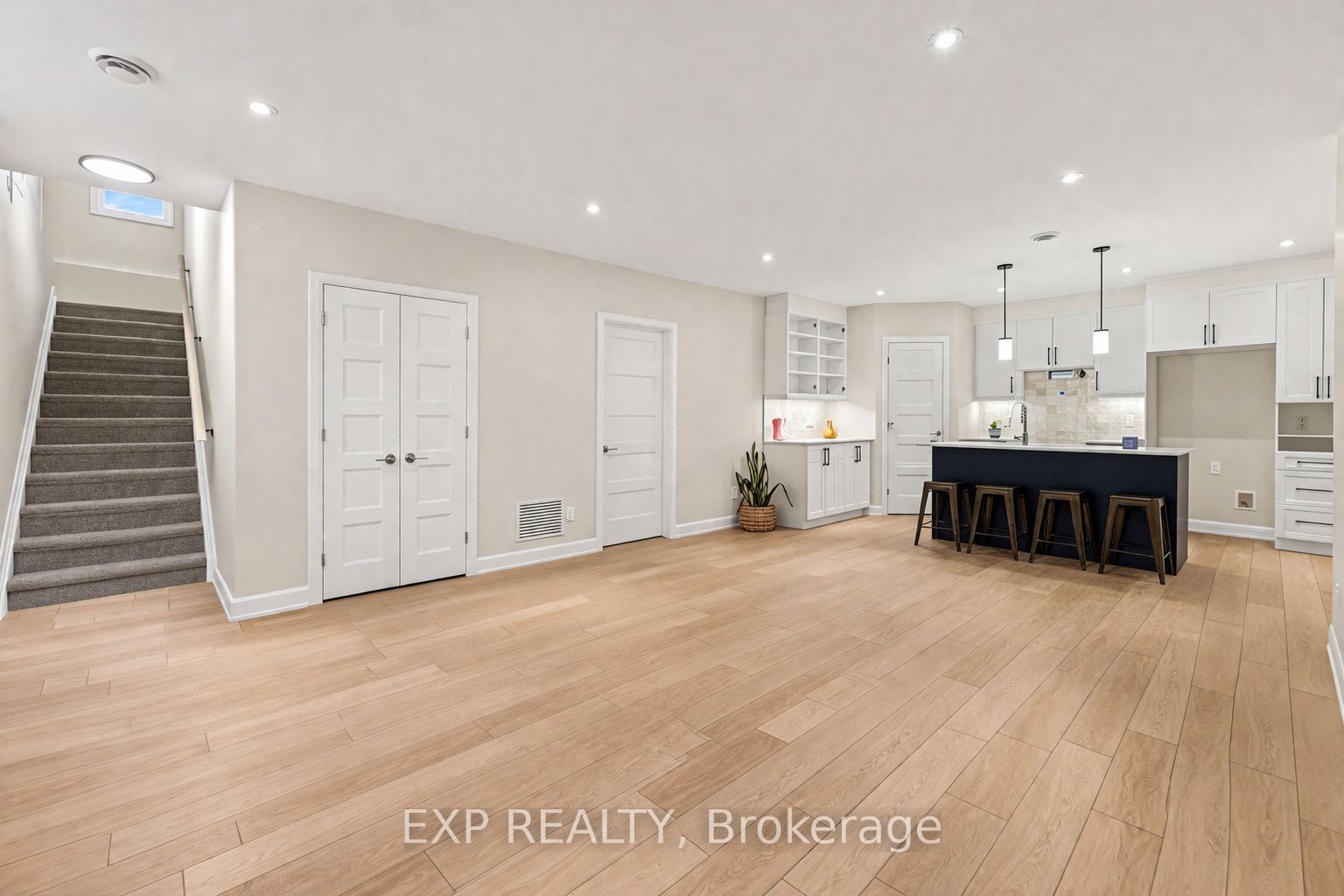 448 Falcon Lane B, Russell, ON K4R 0M5 photo 4