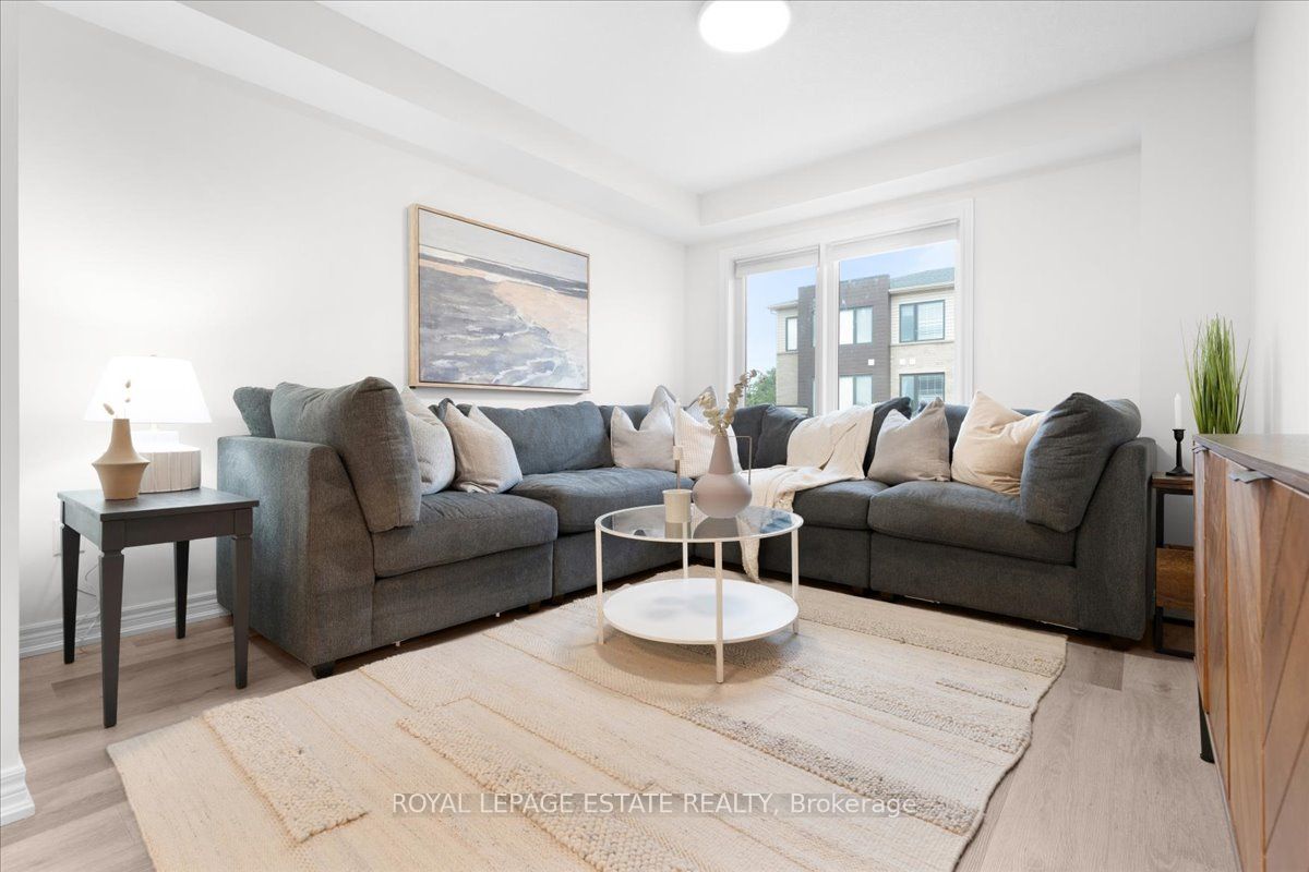 39 Radison Lane, Hamilton, ON L8H 0B5 photo 4