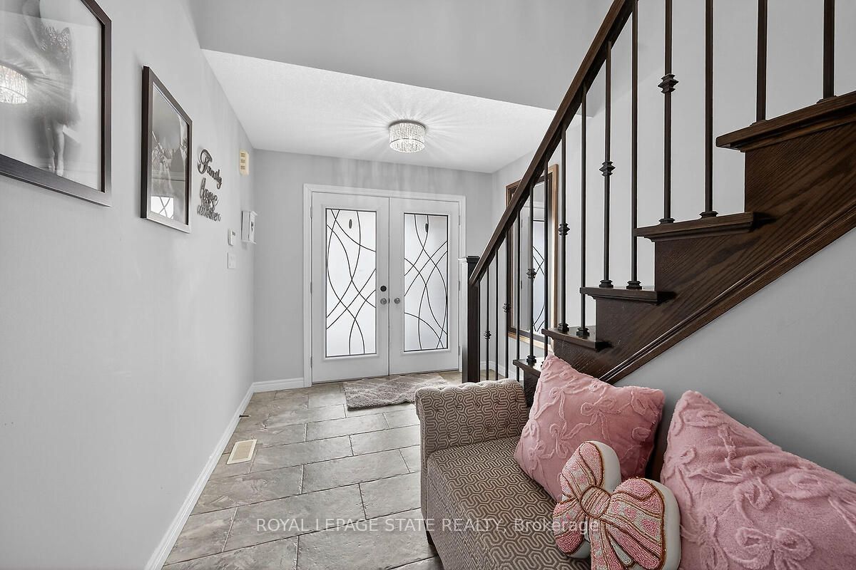 71 Jessica Street, Hamilton, ON L8E 4A3 photo 5