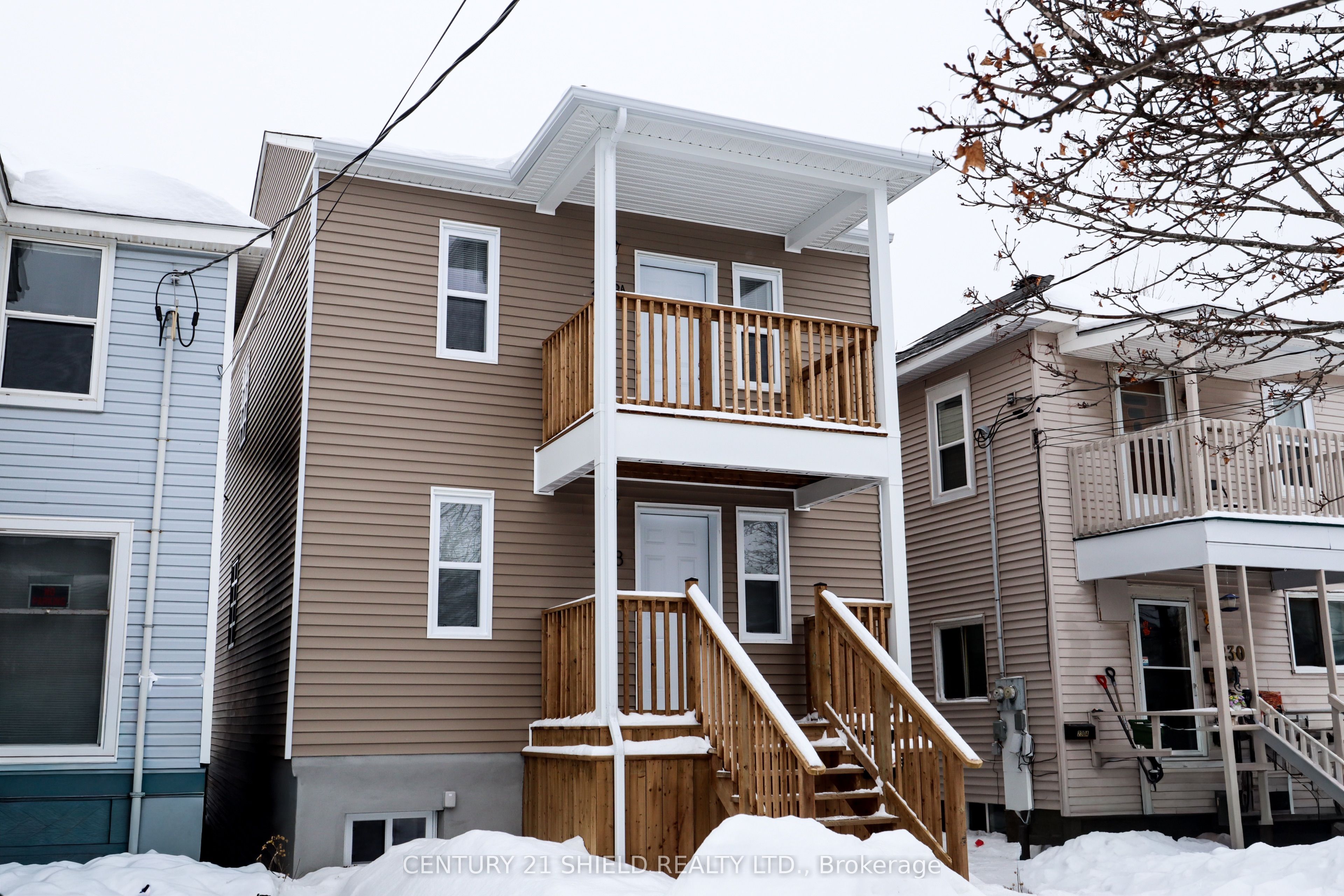 228-228A Carleton Street, Cornwall, ON K6H 4X4