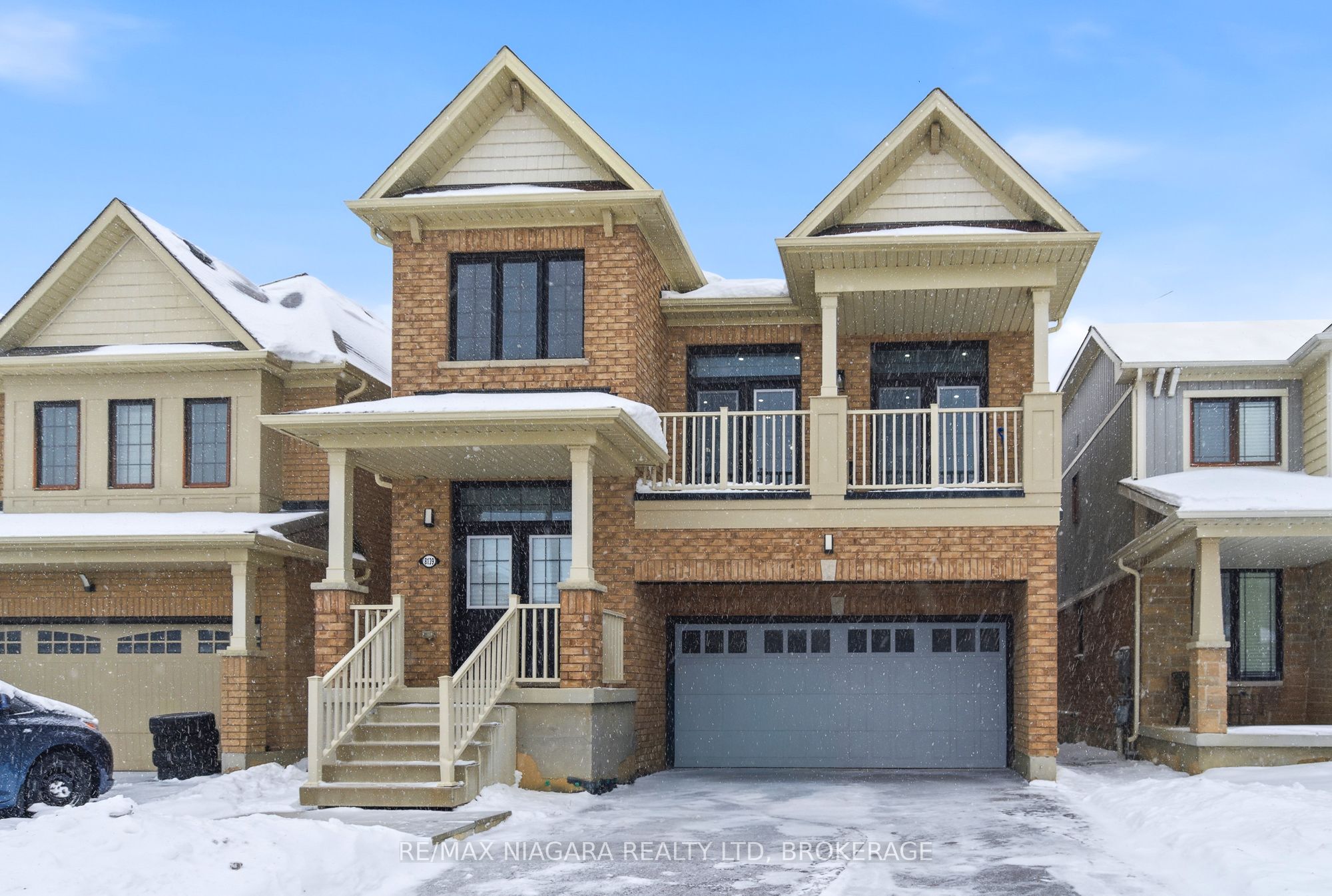 8139 Buckeye Crescent, Niagara Falls, ON L2H 2Y6 photo 2