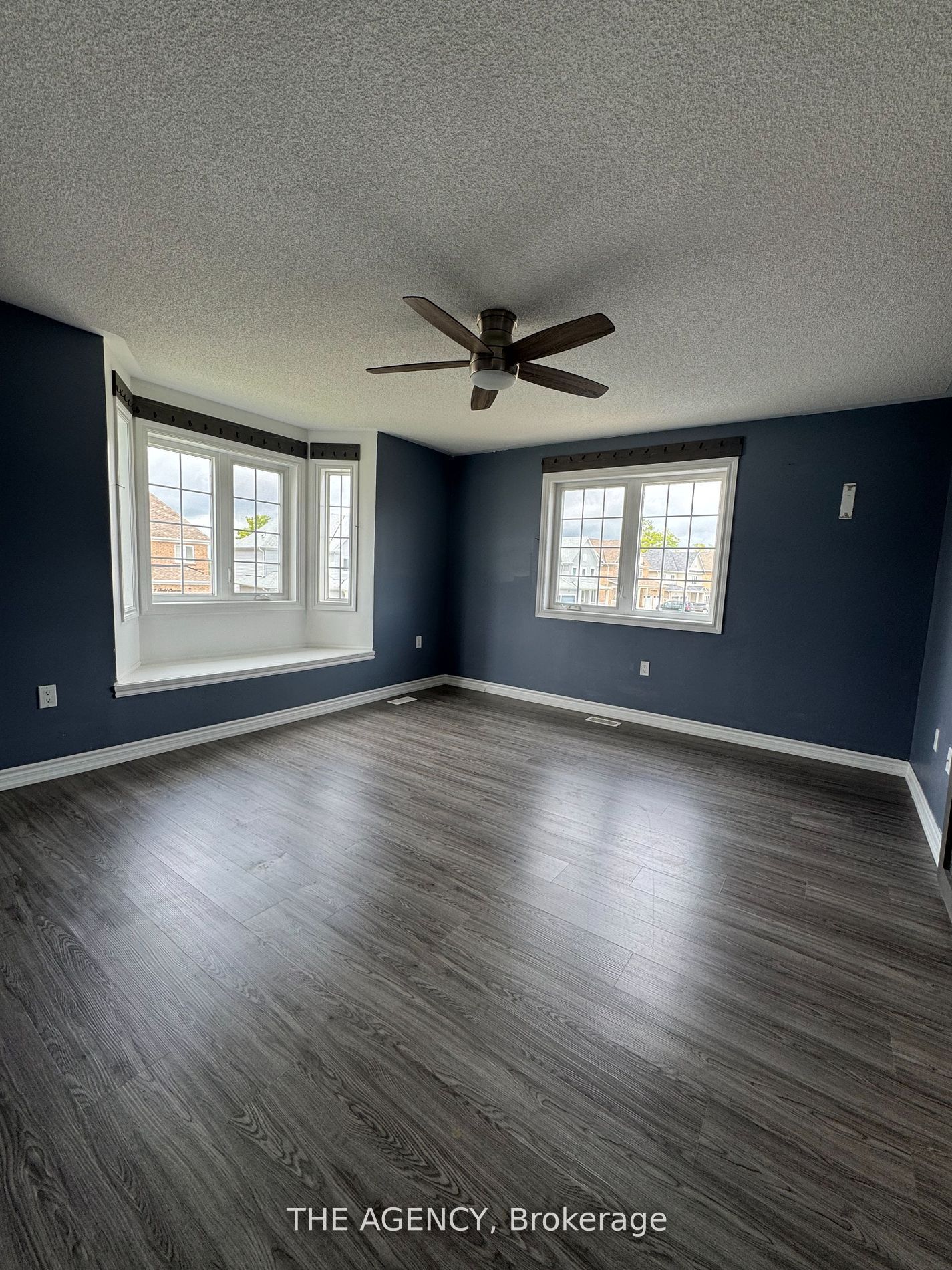 22 TODD Crescent, Southgate, ON N0C 1B0 photo 4