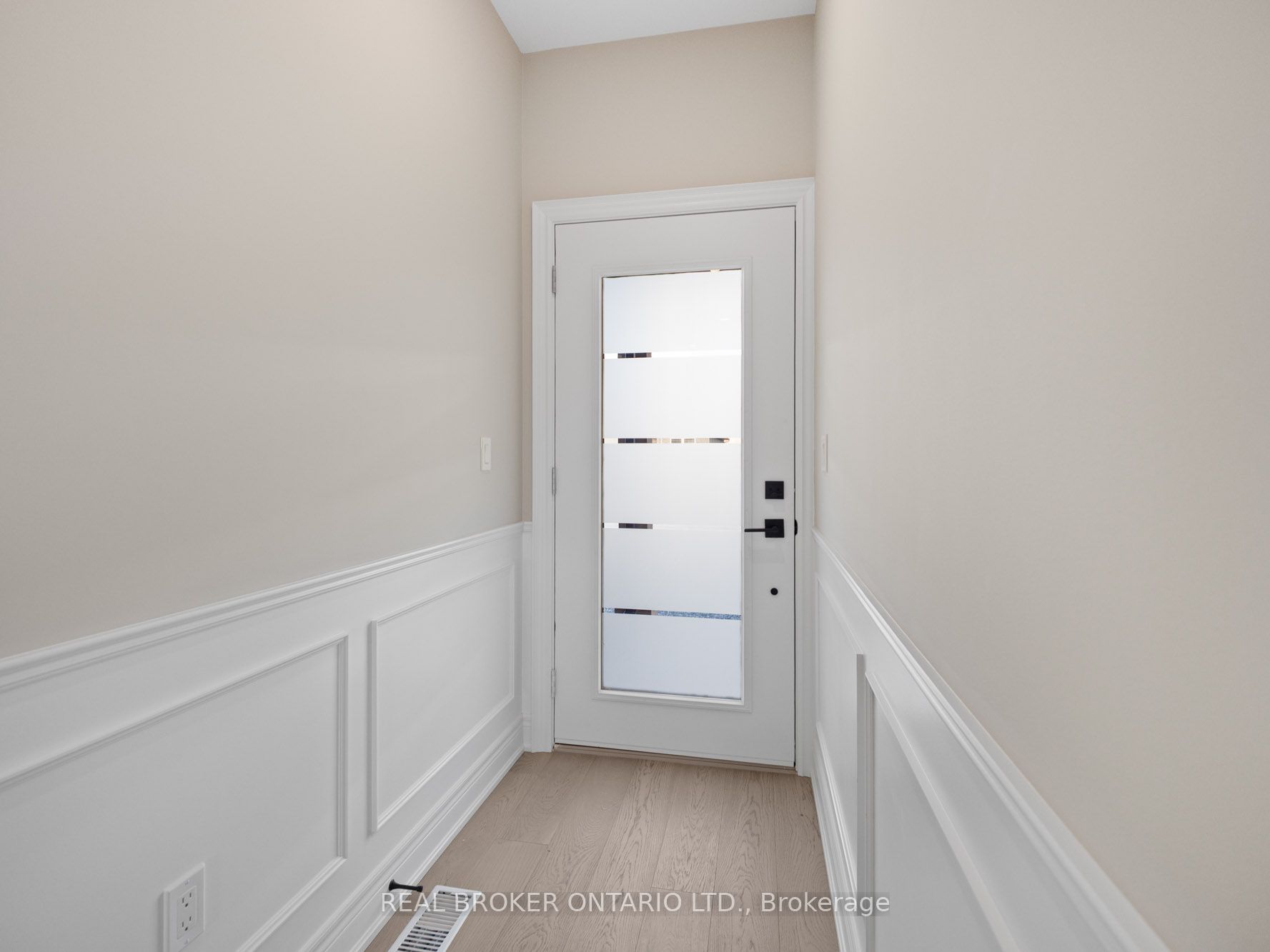 26 AUSTIN Drive, Welland, ON L3C 0J8 photo 5