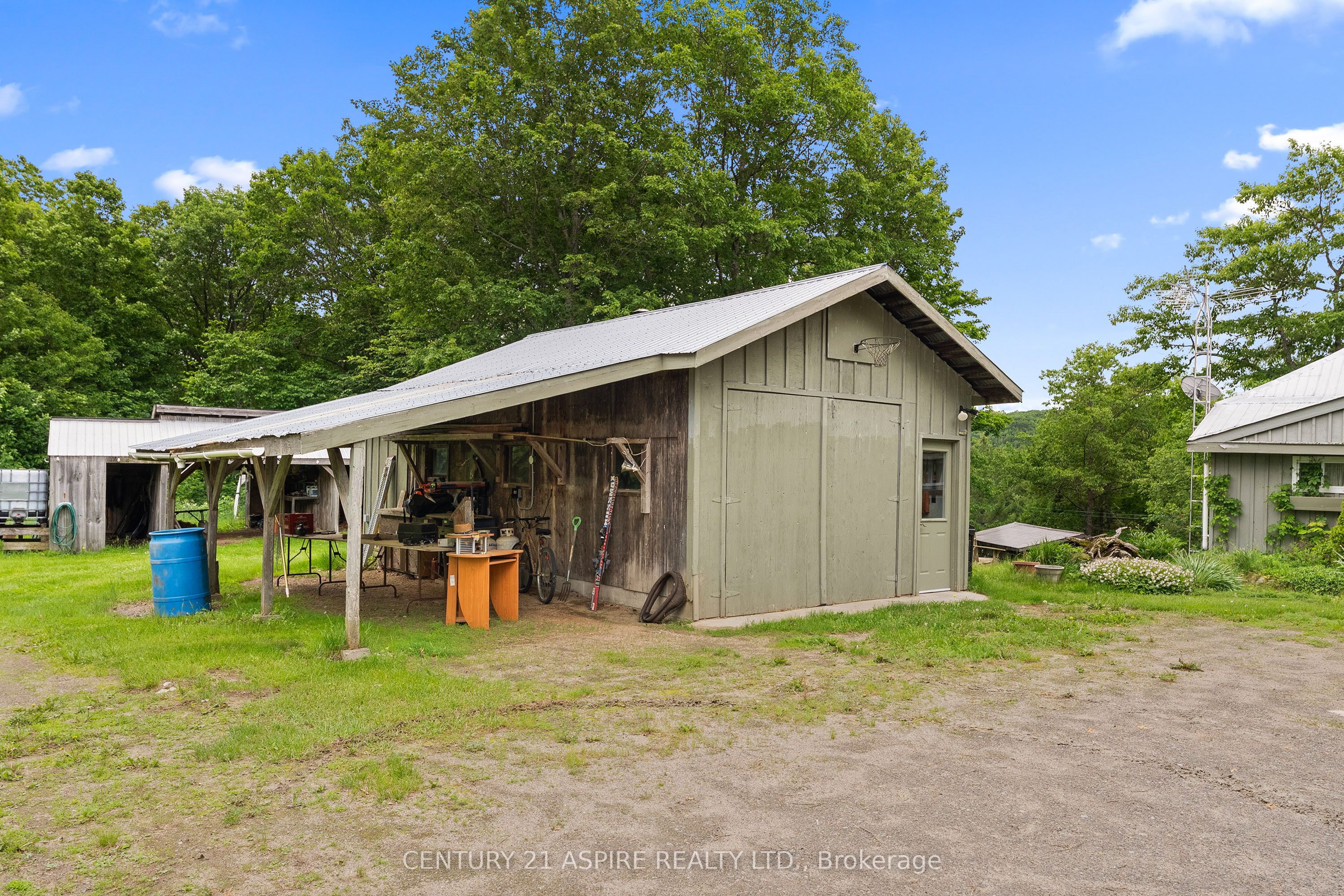 72 Maplewood Road, Hastings Highlands, ON K0J 1L0 photo 4