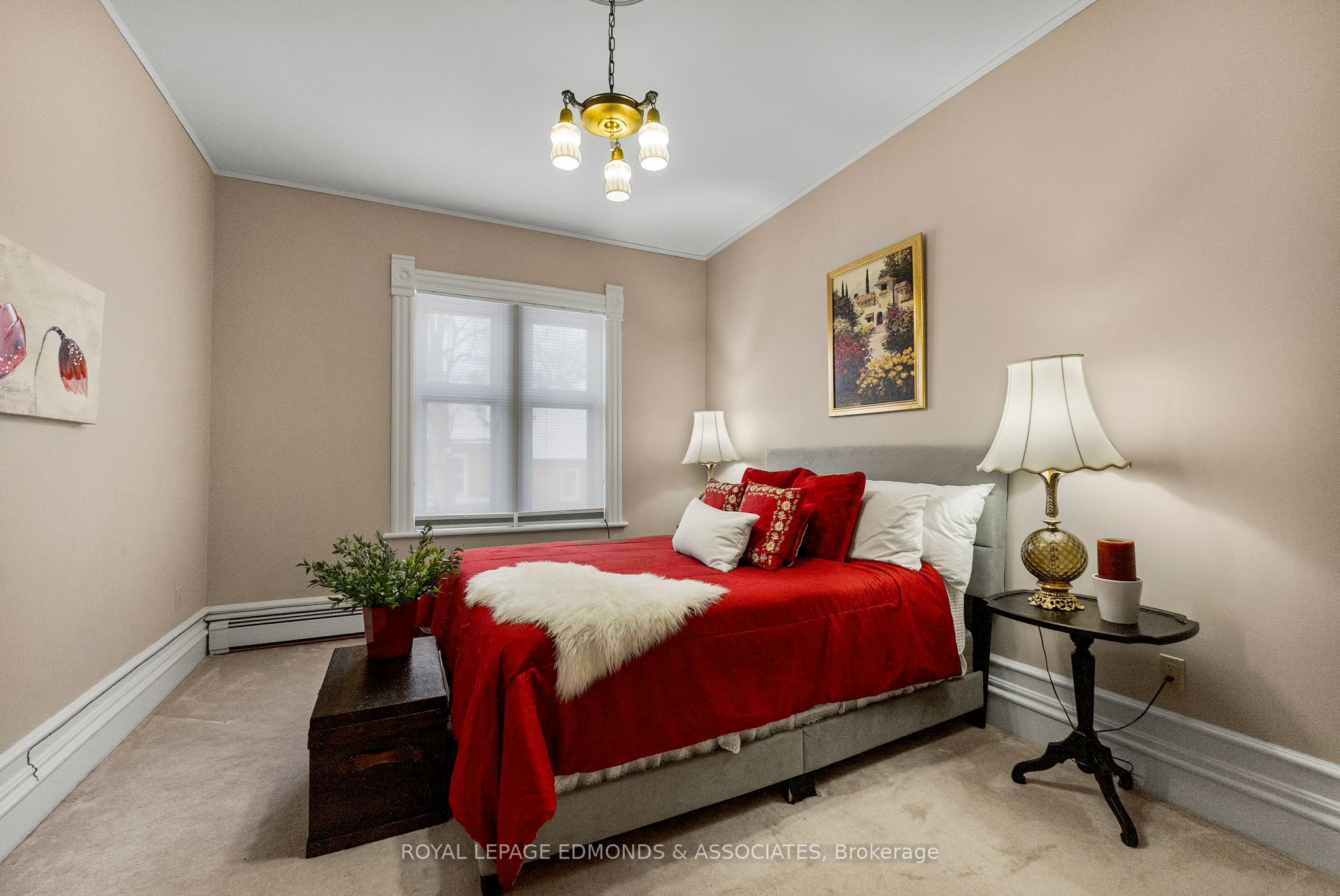 307 Maple Avenue, Pembroke, ON K8A 1L8 photo 4