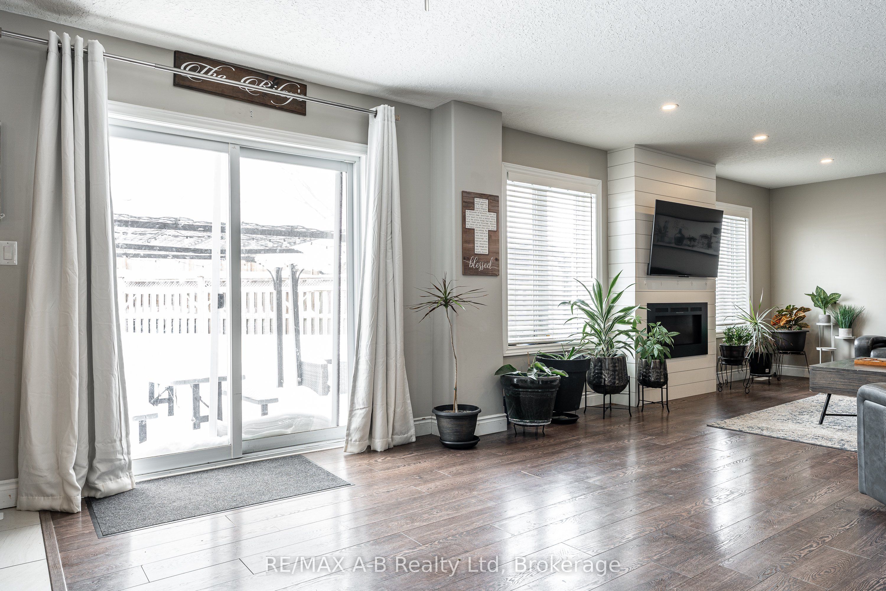 94 Wilson Court, St. Marys, ON N4X 0B6 photo 2