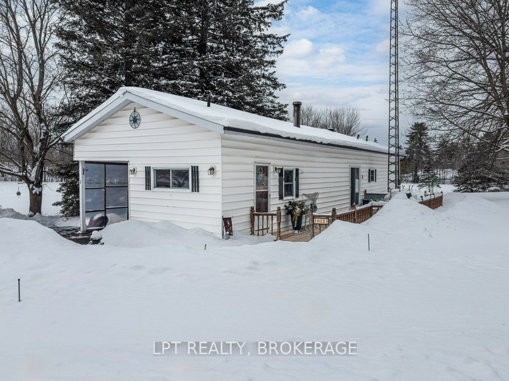 1023 Moon Road, Frontenac, ON K0H 1T0 photo 2
