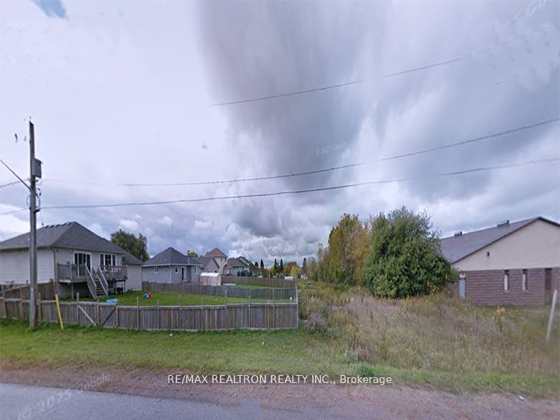 P11 St. George Street, Kawartha Lakes, ON K9V 1H9 photo 2