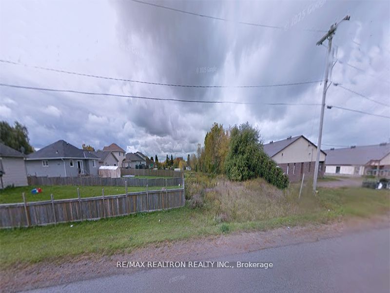 P11 St. George Street, Kawartha Lakes, ON K9V 1H9 photo 3