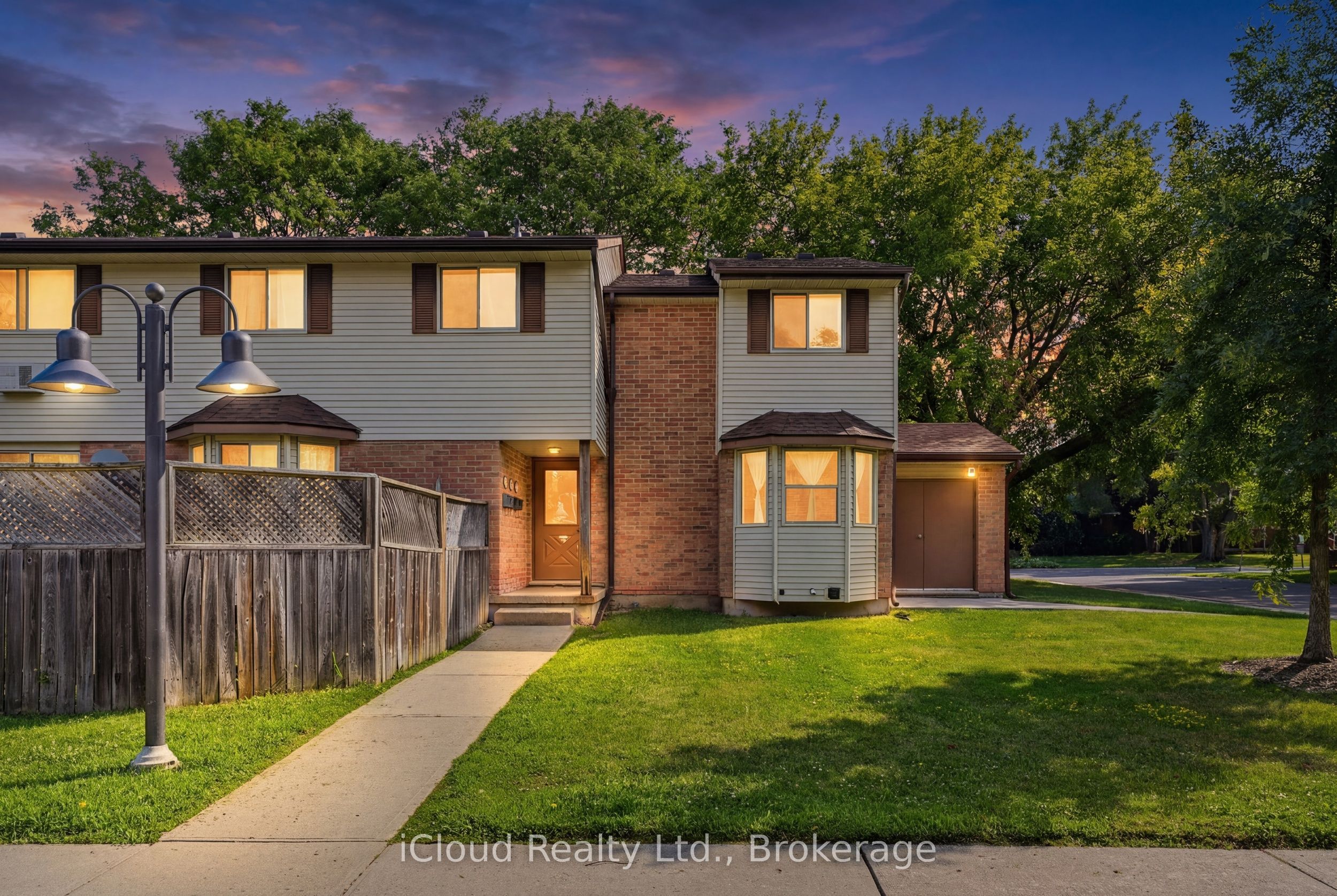40 Silvercreek Parkway 1, Guelph, ON N1H 7X5 photo 2