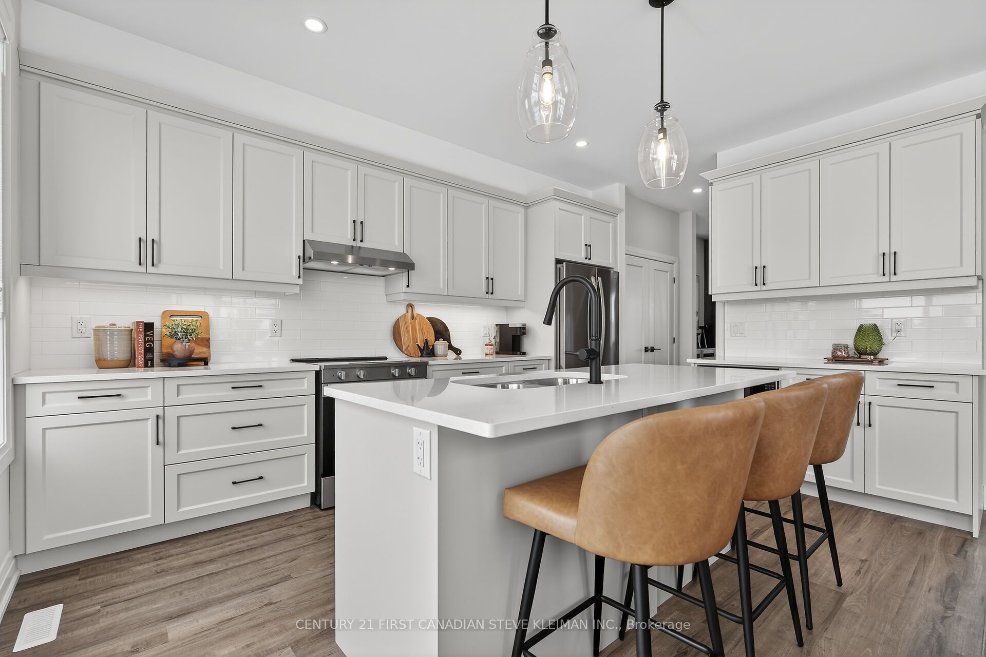 2830 Tokala Trail 101, London North, ON N6G 5B4 photo 4